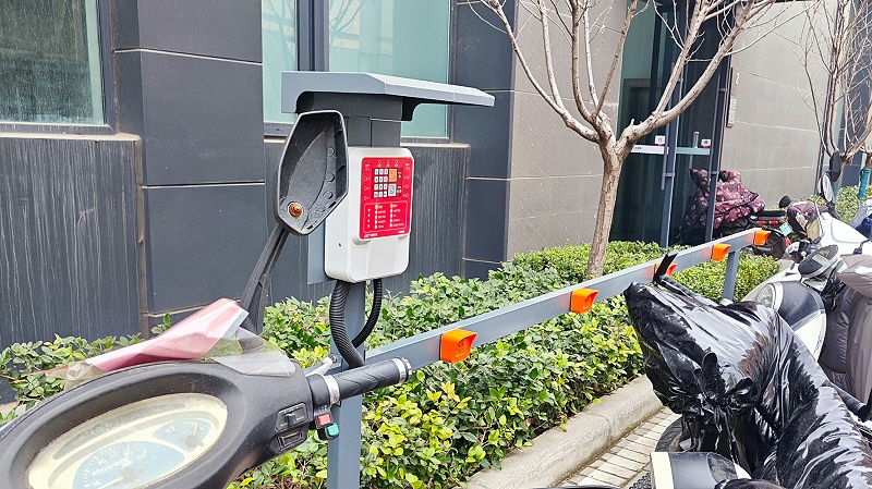 郑州充电桩建设加速,为城市绿色发展注入新动力 郑州充电桩建设加速,为城市绿色发展注入新动力