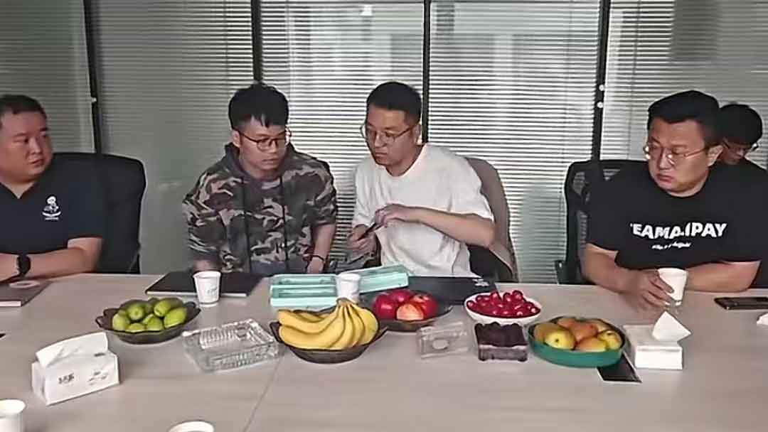 支付宝为何青睐微鹏科技?探讨充电桩市场新格局,合作背后有何玄机? 支付宝为何青睐微鹏科技?探讨充电桩市场新格局,合作背后有何玄机?